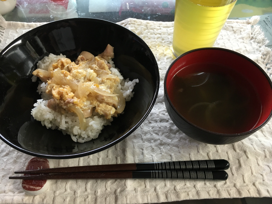 親子丼　スープ